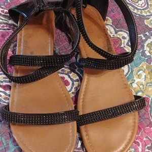 Brash, Black, size 9-1/2 Strappy sandals